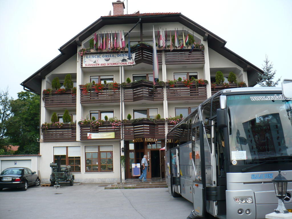 Hotel Krona Domzale Bagian luar foto